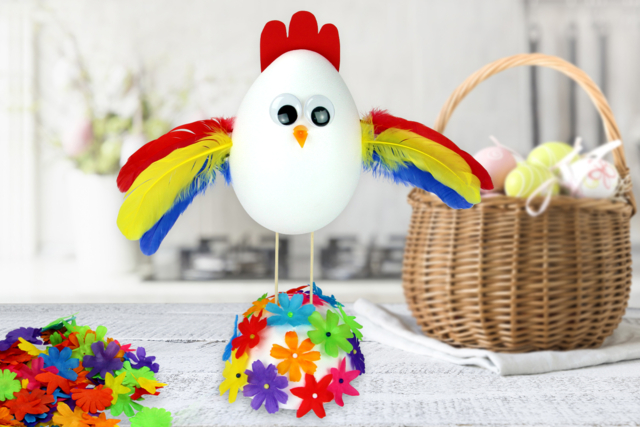 Poule à grandes pattes - Décorations fleurs et feuilles : ajoutez une touche de nature à toutes vos créations - 10doigts.fr