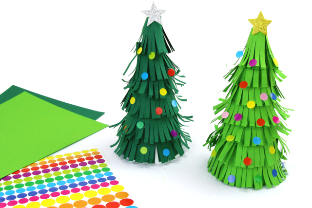 Sapin de Noël avec des bandes de papier - Formes à décorer - Polystyrène - 10doigts.fr