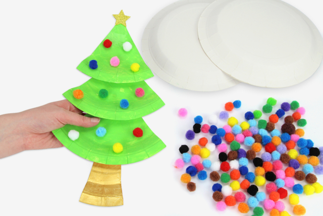 Sapin facile avec une assiette en carton - Vaisselle jetable et réutilisable - 10doigts.fr