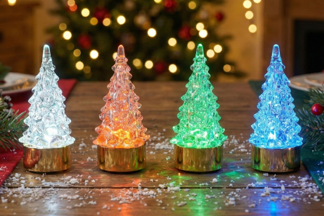 sapin LED multicolore - Articles lumineux, guirlandes et bougies LED - 10doigts.fr
