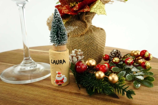 Sapins enneigés décoratifs bouchon - Déco Noël Nature - 10doigts.fr