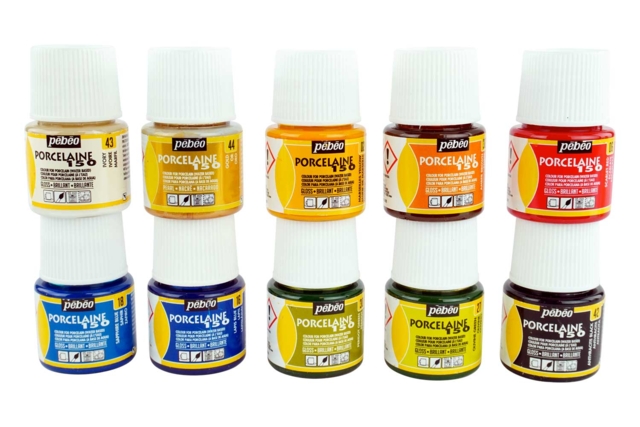 Set de 10 flacons de peinture porcelaine 10 x 45 ml - Peinture verre et faïence - 10doigts.fr