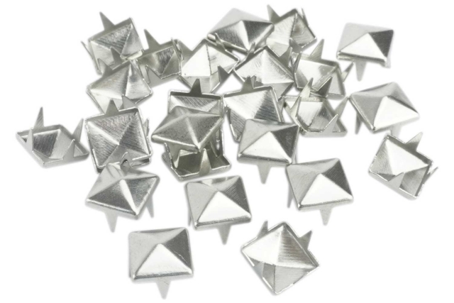 Set de 25 rivets clous pyramides argentées - Clous et rivets - 10doigts.fr