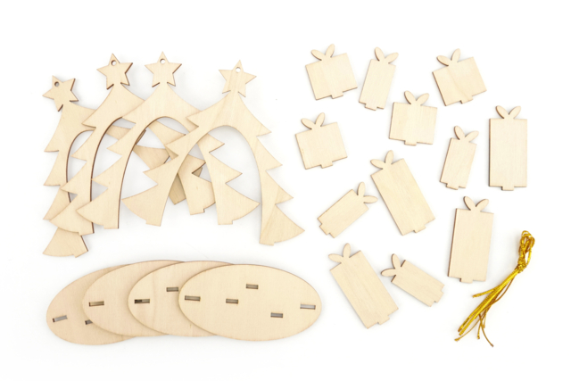Suspensions sapin en bois - matériel - Objets en bois Noël - 10doigts.fr