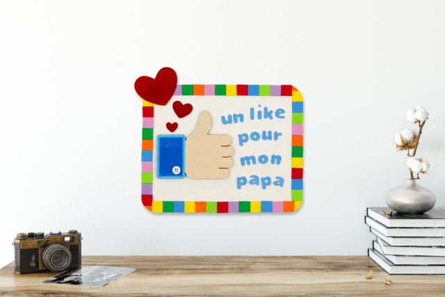 Tableau LIKE pour la fête des pères - Stickers en feutrine : du relief et de la texture dans vos créations - 10doigts.fr