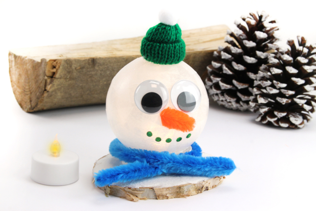 Tête de bonhomme de neige lumineuse - Strass autocollants - 10doigts.fr