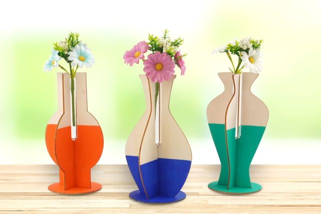 Vases en bois et soliflores - 3 pièces - Objets bois pour la maison - 10doigts.fr