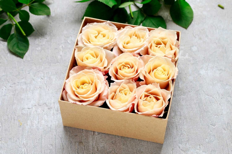 Boite cadeau fleurs fraiches